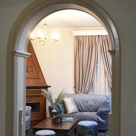 Calma House Kompítsion