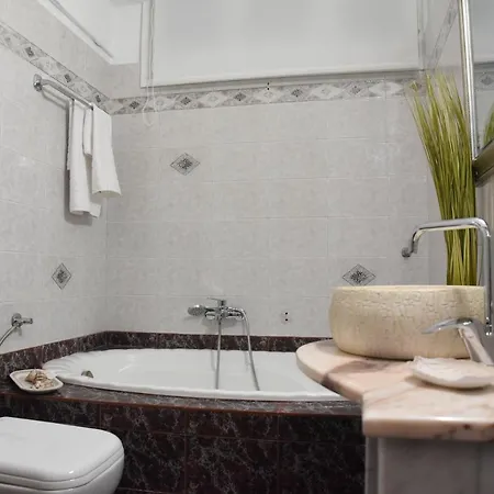 Calma House * Kompítsion