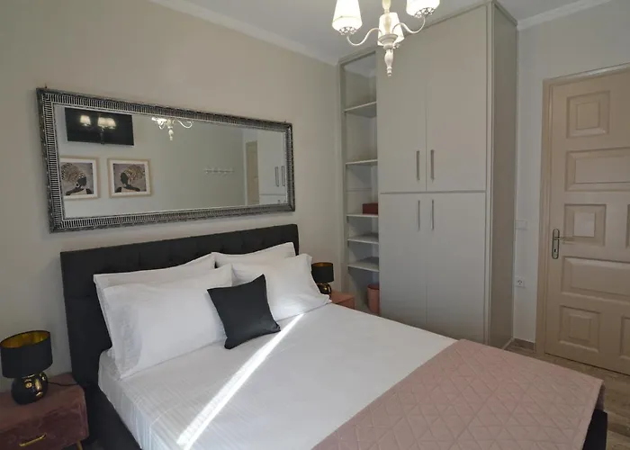 Calma House * Kompítsion