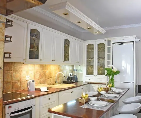 Calma House Kompítsion