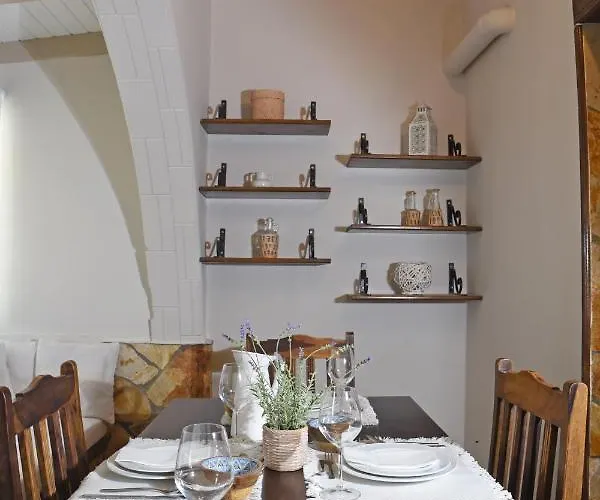 Calma House Kompítsion